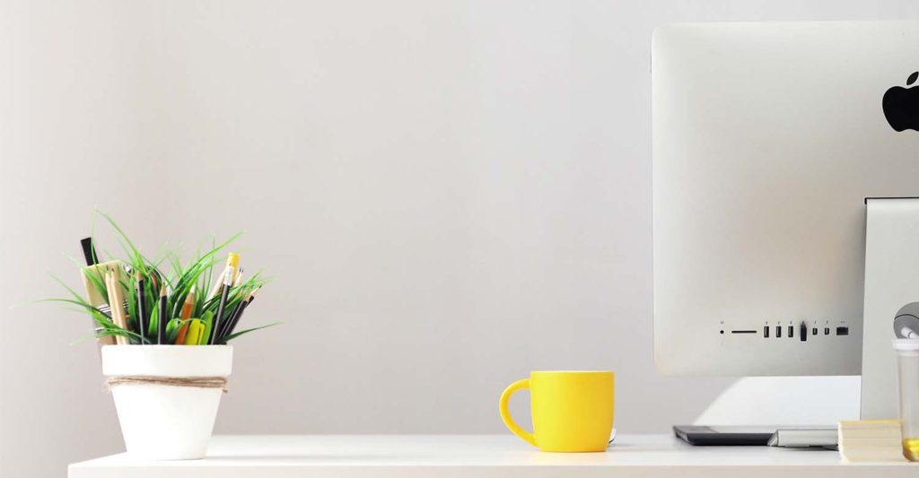 computer_desk_coffee